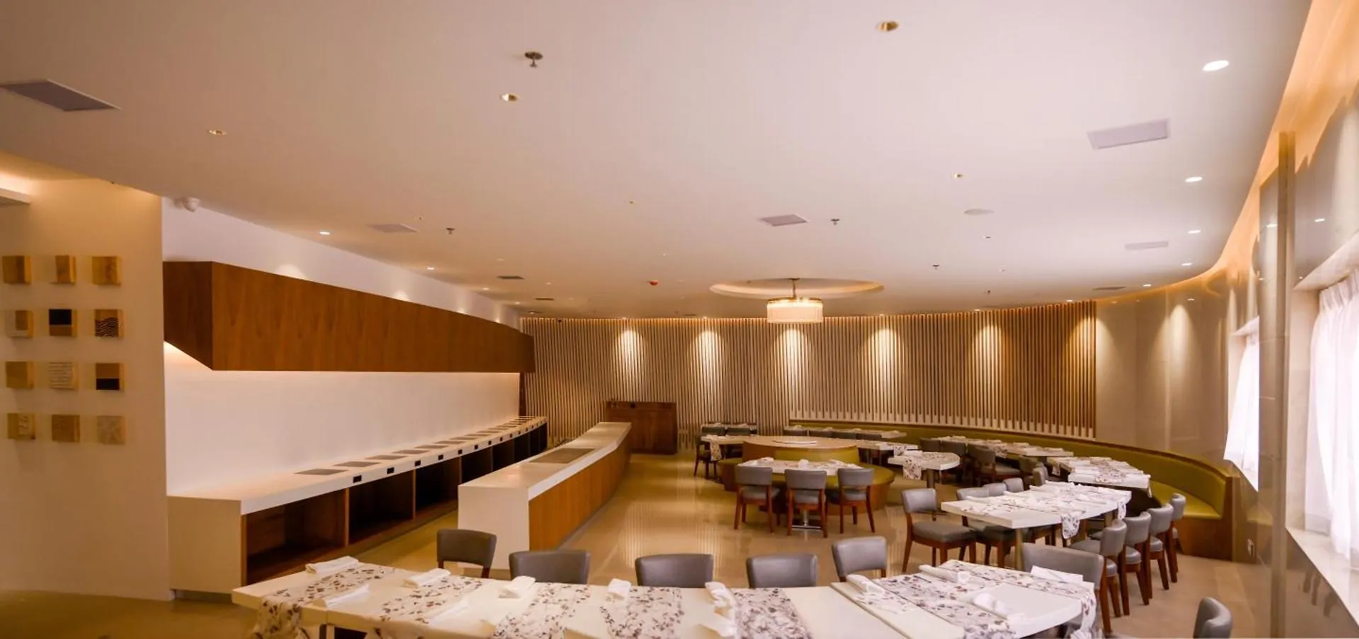 Hotel Tiara By Mps Kóžikkót