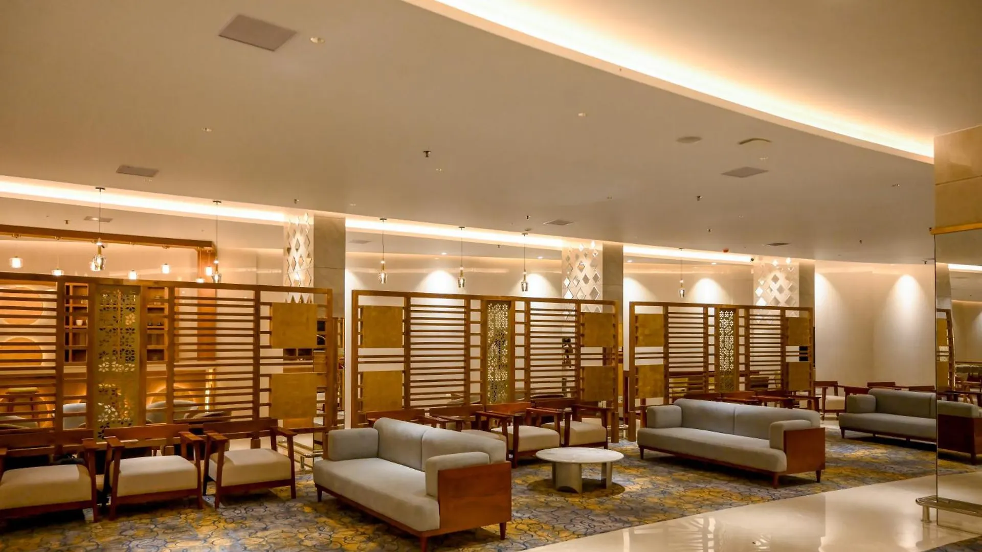 Tiara By Mps Otel Kozhikode