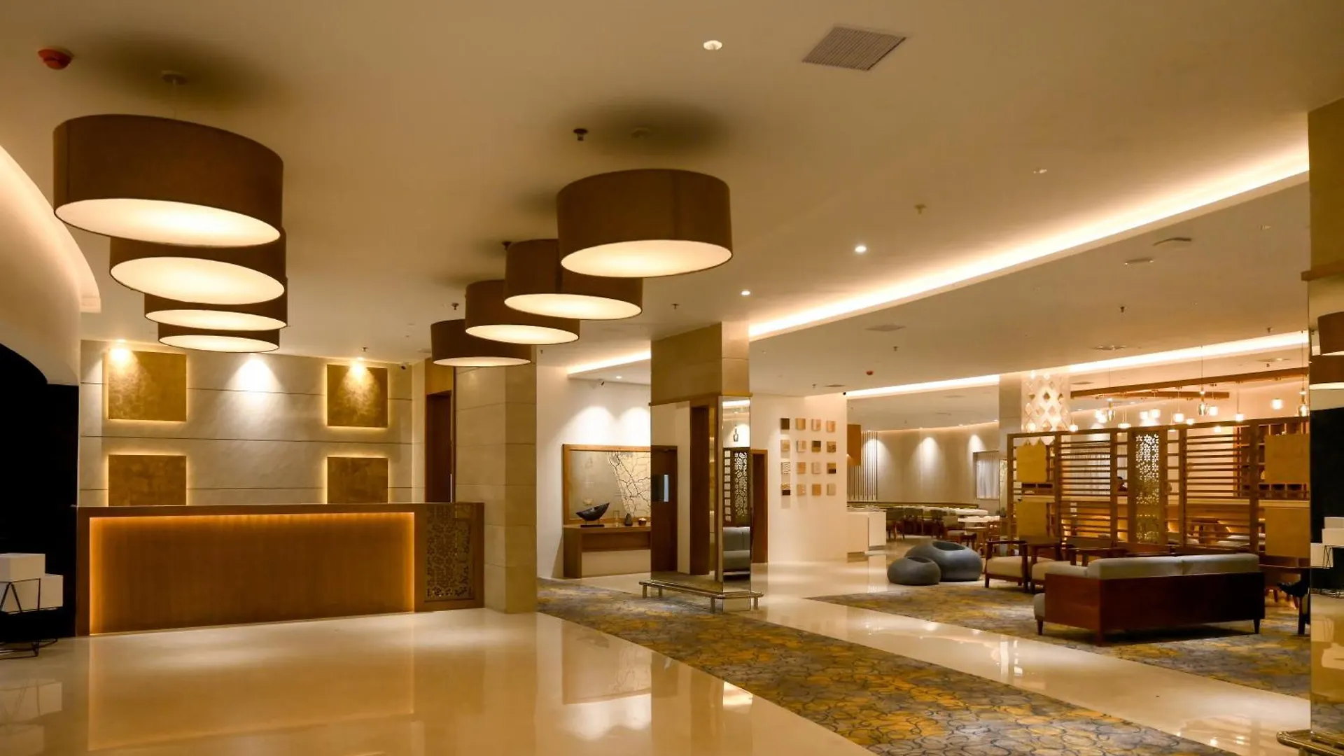 Hotel Tiara By Mps Kóžikkót