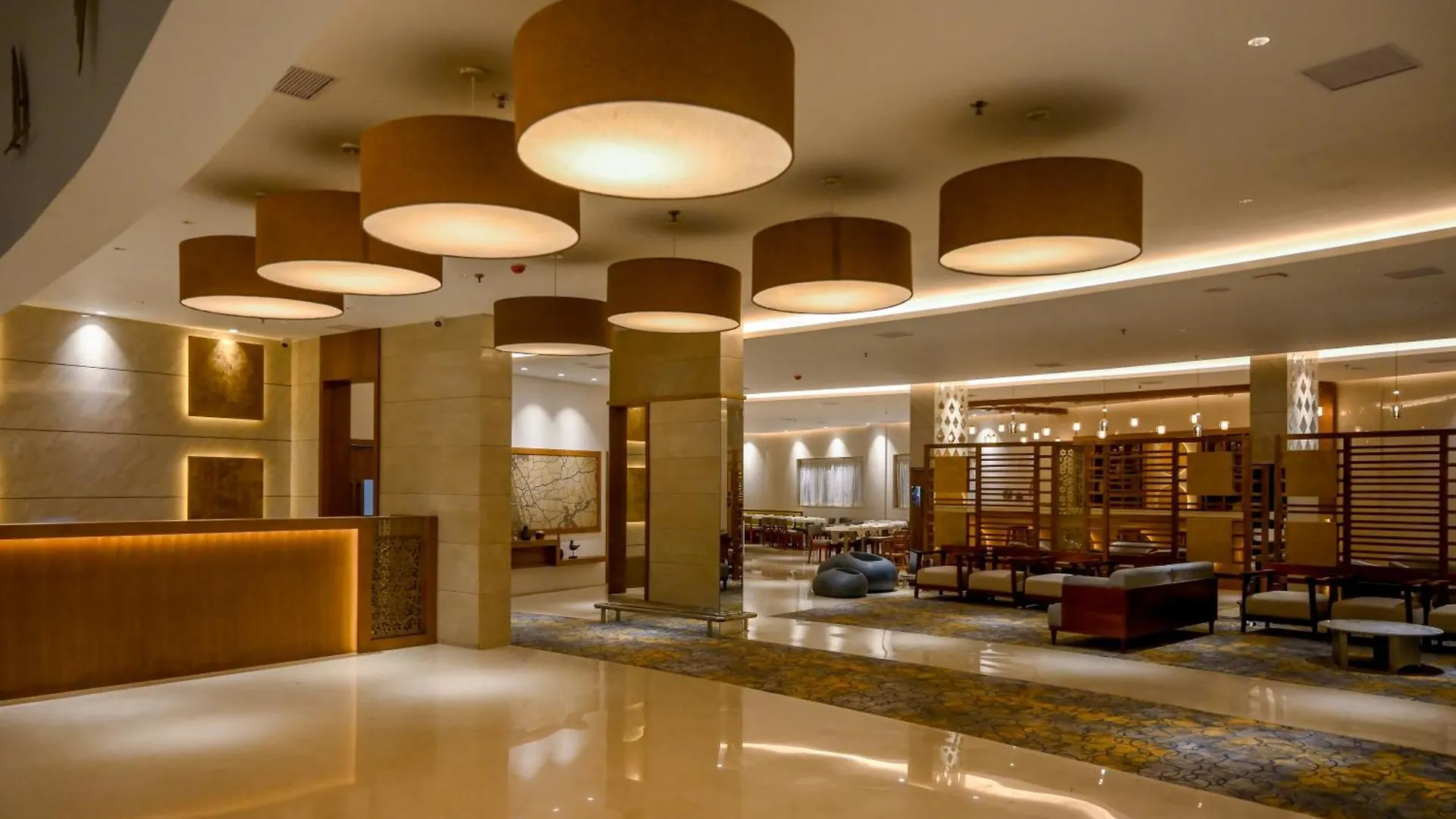 Tiara By Mps Hotel Kozhikode 5*,